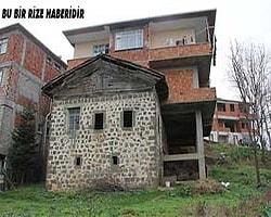 “Baba Evidir” Dedi Yıkamadı Evin Üzerinde Ev Yaptı