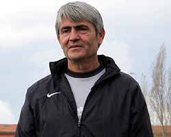 Arif Peçenek Vefat Etti