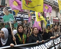 Paris'te Cinayetler Aydınlansın Eylemi
