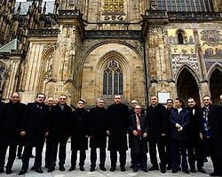 Erdoğan Tarihi Prag Kalesi'ni Gezdi