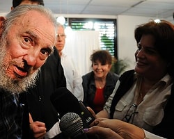 Fidel Castro Aylar Sonra İlk kez Halkın Karşısına Çıktı