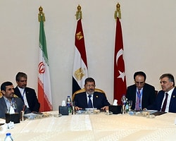 Üçlü Görüşme Başladı