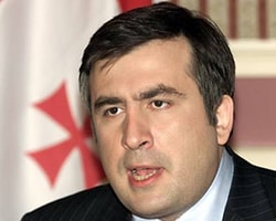 Saakaşvili'nin Parlamento Konuşması Ertelendi