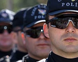 4 Bin 825 Polis Ve Askerin Silahı Elinden Alındı