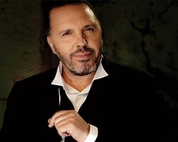 Fatih Erkoç'un 14. Solo Albümü: "Aşk Sadece"