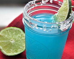 Kokteyl Tarifi: Blue Do It