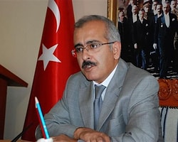 Her Yerde Türk Bayrağı Ve Atatürk Resmi Olmaz