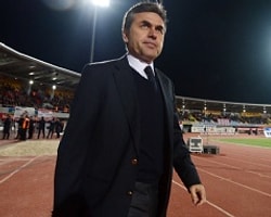 Alex'e Komşu Oluyor!