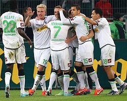 Mönchengladbach Tek Attı