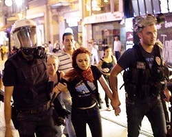 Polise Böyle Karşı Koydu 'Kızım O Benim Bırakmam!'