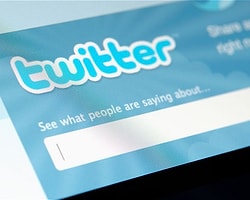 Twitter, Tweet İçinde İlgili Haberler Sistemine Geçiyor