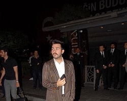 Kıyafetlerine Servet Ödüyor!