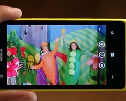 Yeni Lumia 1020 Reklamında Hedef Rakipler!