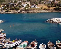 'Plansız Yatırım Çöplüğü' Haline Gelen Karaburun İçin Kurtuluş Planı