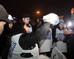 Gazetecilere yılbaşı hediyesi... Baret