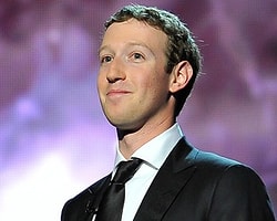 Ünlü sosyal ağ platformu Facebook’un kurucusu Mark Zuckerberg, geçen seneden bugüne servetini ikiye katladı. Miktar dudak uçuklatacak türde... Detaylar haberimizde.