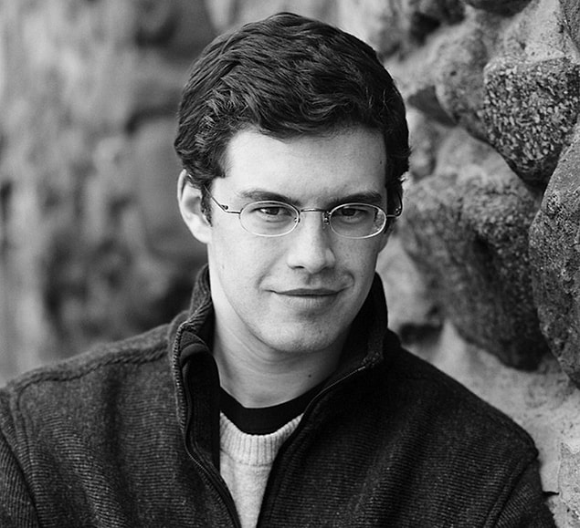 5. Yazar Christopher Paolini