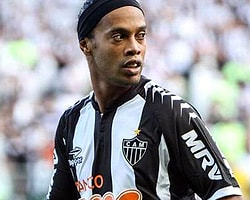 Ronaldinho Beşiktaş'ı Bekliyor