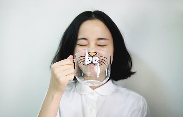 7. Kedi bardak