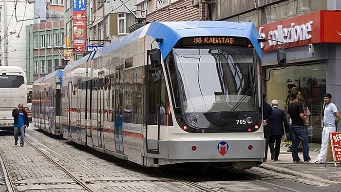 İstanbul'da Tramvay Seferleri 1 Saat Durdu