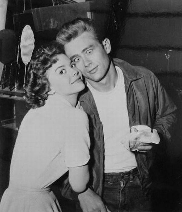 5. REBEL WITHOUT A CAUSE (1955)