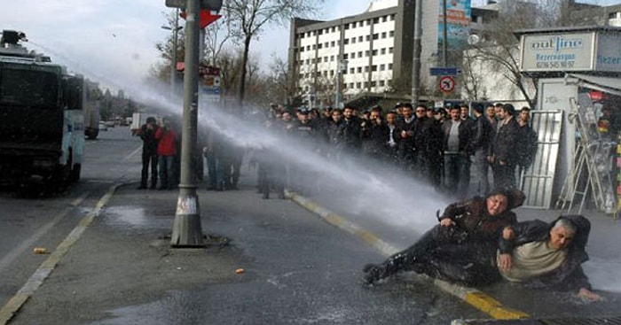 3 Kişiye TOMA'lı Müdahaleye İnceleme