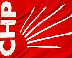 Umut Oran: “Brüksel’de demokrasi havarisi Ankara’da diktatör bozuntusu bir başbakan var”