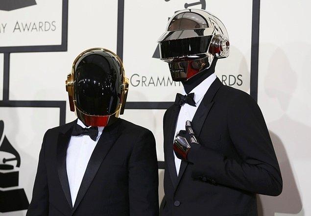 Daft Punk'ın hep gördüğünüz halleri..