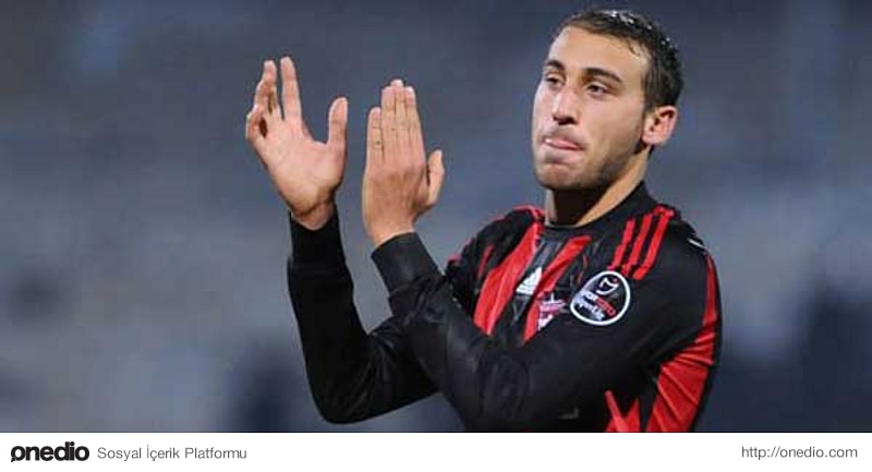 Cenk Tosun Ayrılıyor mu? - onedio.com