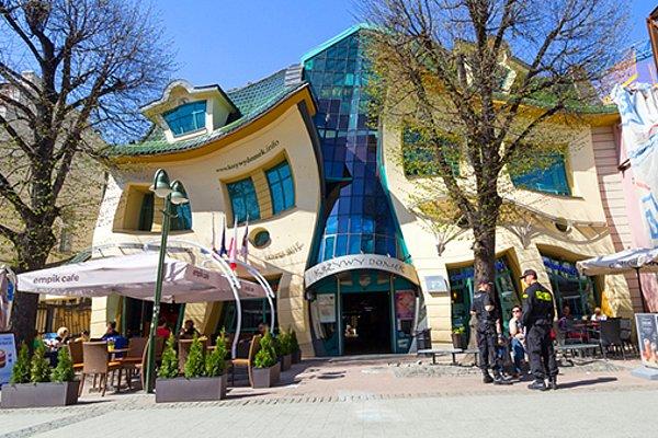 Crooked House – Sopot