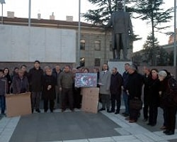 Şehit Aileleri Bakan Eroğlu'na Tepkili!