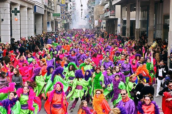 Yunanistan’da Apokries Karnavalı