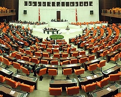 Yürütmeye Ek Koruma, Yargıya Yeni Kısıtlamalar