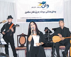 Şarkılarını Van İçin Söyledi
