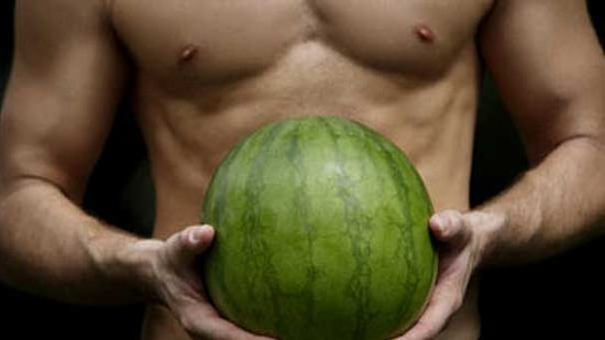 Erkeklerin Neden Meme Uçları Vardır?