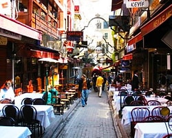 Beyoğlu'nda Yaprak Dökümü!
