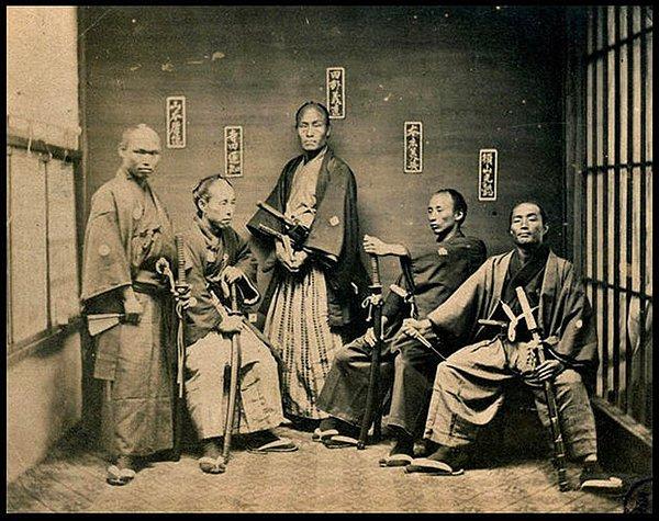 1860 ve 1880 yılları arasında  çekilmiş  Samurai fotoğrafı