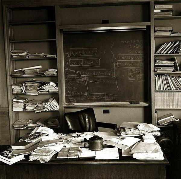 Ölümünün gününde Einstein'ın Ofisi