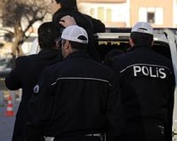 Ak Parti Seçim Standına Saldırı