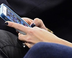 Yurtdışındaki Her 10 Avrupalıdan 3'ü Telefonunu Kapatıyor