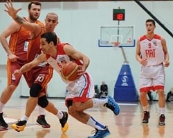 Aslan'a Tofaş Çarptı!