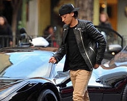 Mesut Özil Trafik Kazası Yaptı