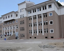 Devletin Okuluna El Koydu