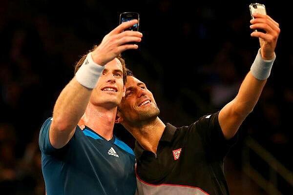 13. Murray ve Djokovic Selfie.