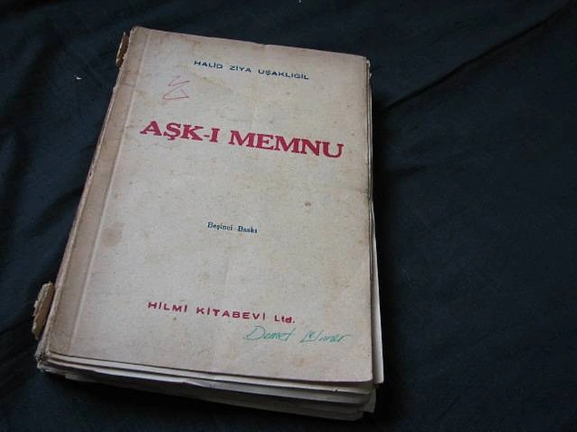 Aşk-ı Memnu - Halit Ziya Uşaklıgil