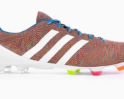 Adidas'tan Dünyanın İlk “Örme” Futbol Ayakkabısı