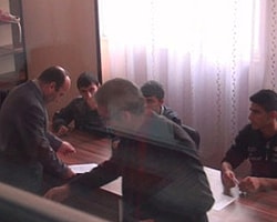 AKP Hükümetinde Öğrenciler Sorgu Odasında!