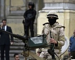 Mısır'da 6 Asker Namaz Kılarken Öldürüldü