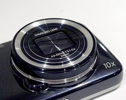 Samsung'un Zoom Serisi Onunla Devam Edecek!