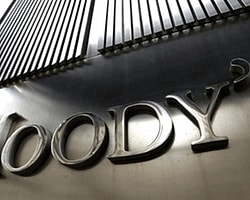 Moody's 10 Türk Bankasını Olası Bir Not İndirimi İçin İzlemeye Aldı